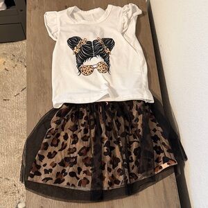 Girls' White Graphic Tee and Leopard Print Skirt Set